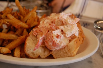 Dig Into a Classic New England Sandwich at Lobstah on a Roll image