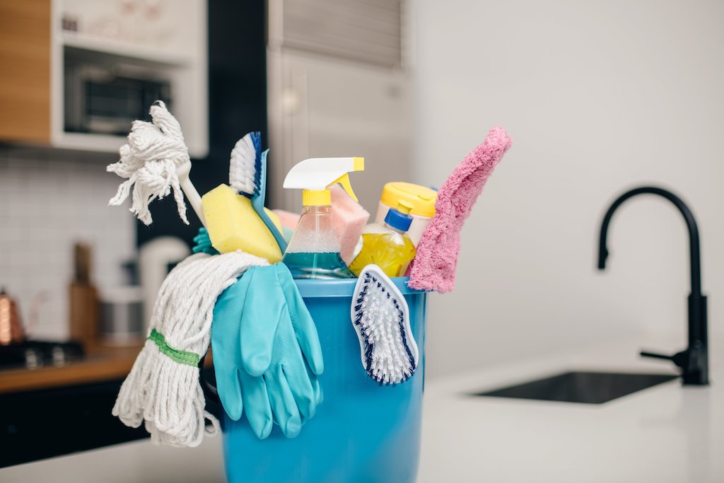 30 Dalton Spring Cleaning Tips image