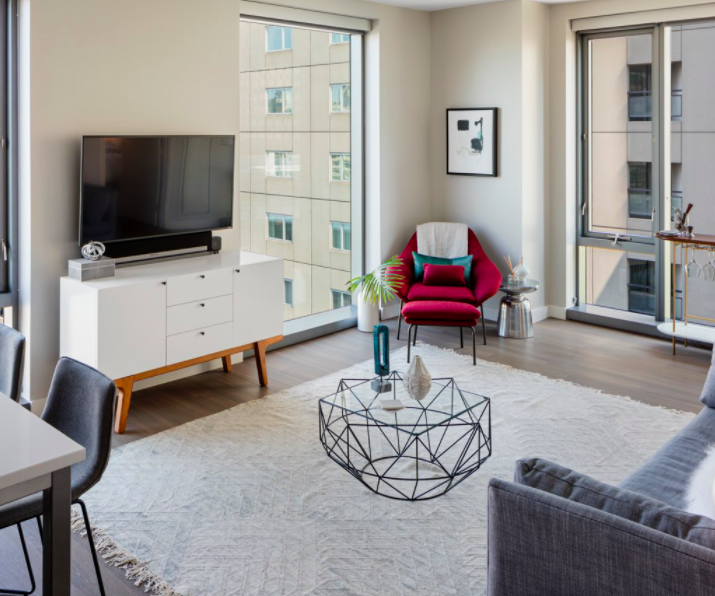 3 Ways to Decorate Your 30 Dalton Home for Summer image